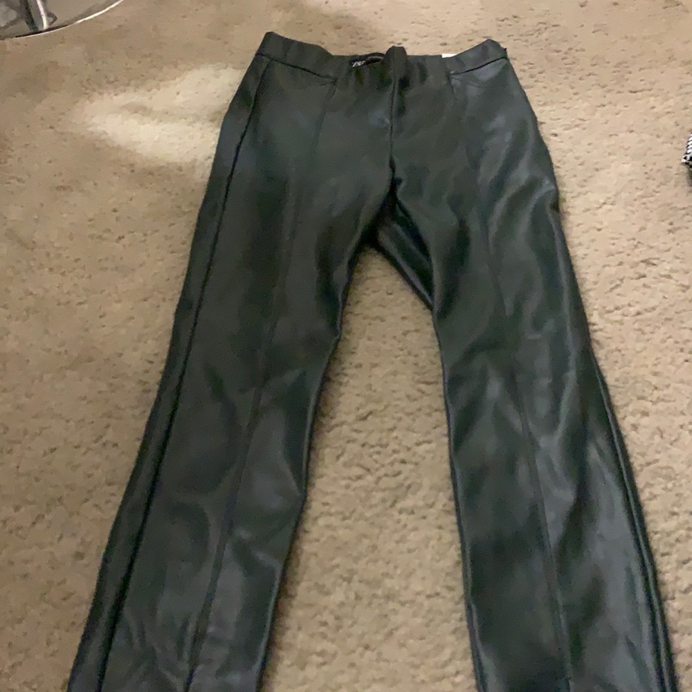 Green Mid Rise Leggings